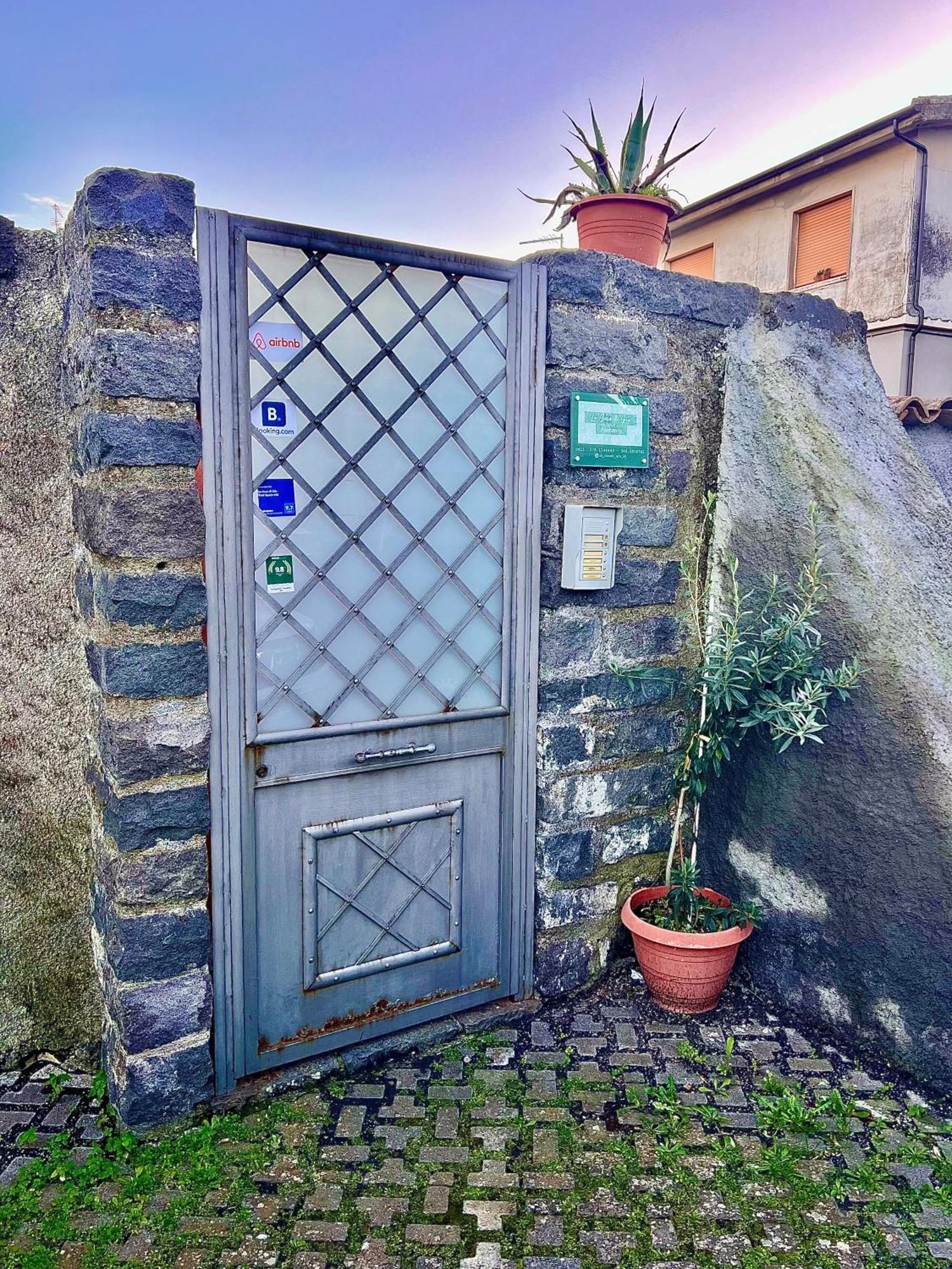 La Casa Di Gio - Free Space N26 Nicolosi Eksteriør billede